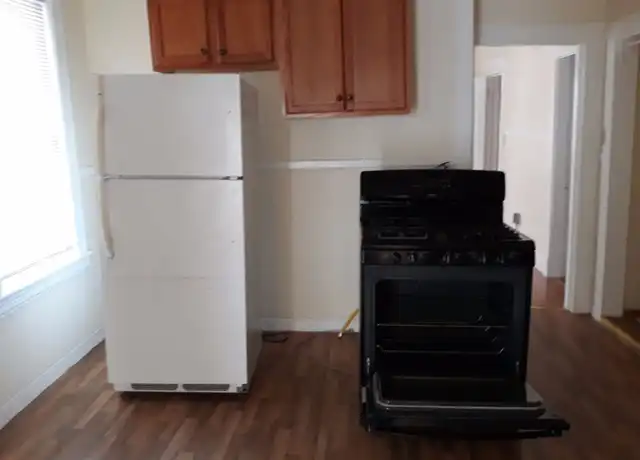 Property at 24 Dublin St Unit 26-3L, Lowell, MA, 01854, 3 beds, 1 bath, [object Object]