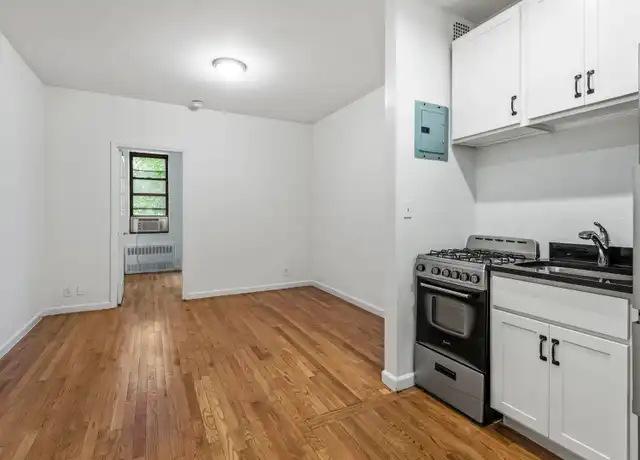 Property at 405 E 87th St Unit 4D, New York, NY, 10128, 1 bed, 1 bath, [object Object]
