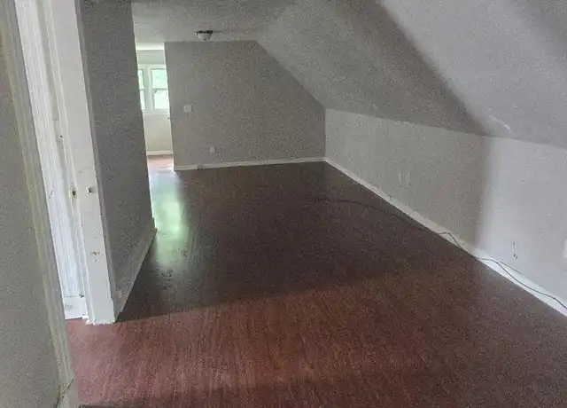 Property at 34 Ivy St Unit 2, New Haven, CT, 06511, 2 beds, 1 bath, [object Object]
