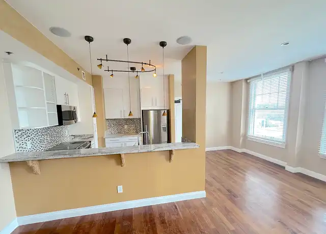 Property at 702 Ash St Unit 11D, San Diego, CA, 92101, 1 bed, 1 bath, [object Object]