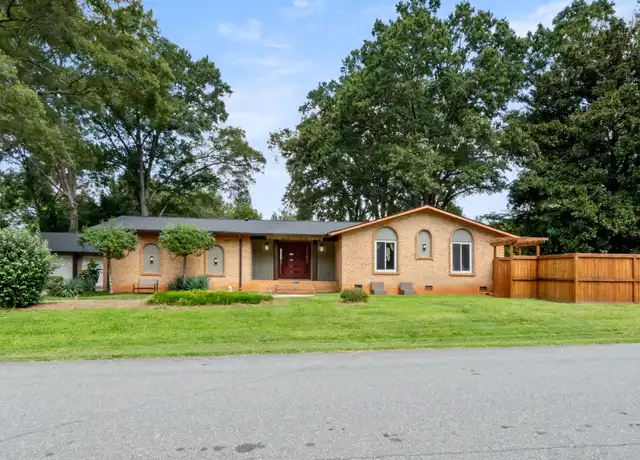 Property at 5745 Riviere Dr, Charlotte, NC, 28211, 5 beds, 3 baths, [object Object]