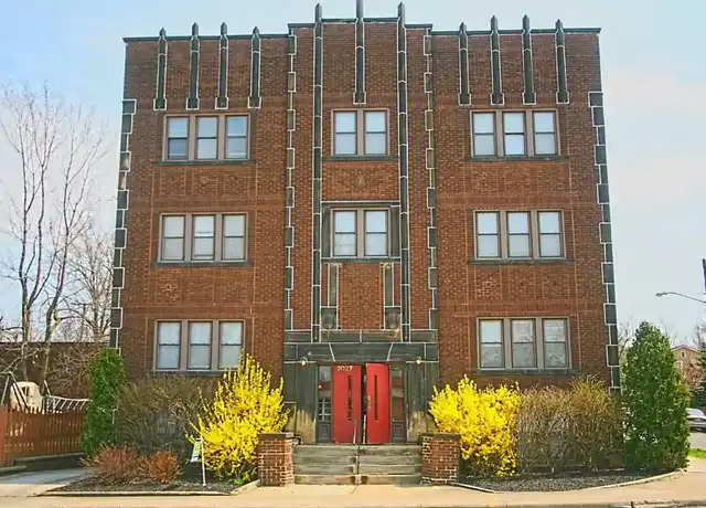 Property at Lee-Yorkshire Apartments - 2027 Lee Rd, Cleveland, OH, 44118, 1 bed, 1 bath, [object Object]