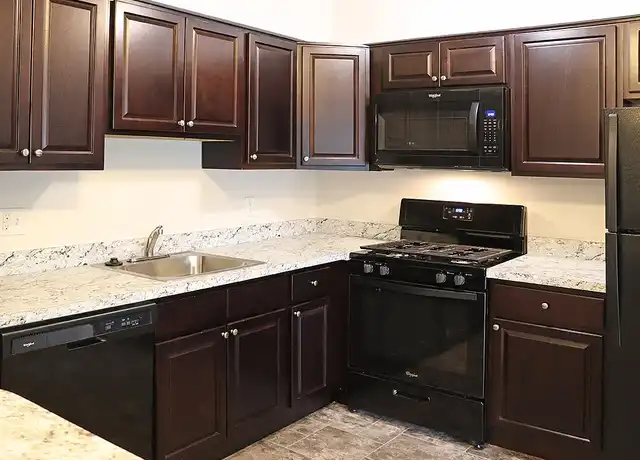 Property at Wynnewood Park Apartments - 855 N Park Rd, Reading, PA, 19610, 2 beds, 1-2 bath, [object Object]