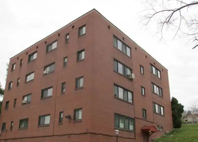 Property at 1 Glen Elm Dr Unit 1, Pittsburgh, PA, 15236, 1 bed, 1 bath, [object Object]