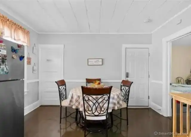 Property at 70 Chadwick Ave Unit 1, Hartford, CT, 06106, 2 beds, 1 bath, [object Object]