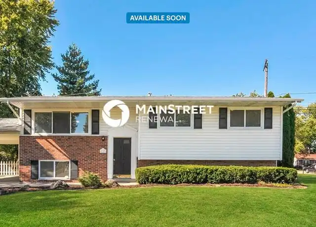 Property at 2703 Arrow Heights Dr, Maryland Heights, MO, 63043, 4 beds, 2.5 baths, [object Object]