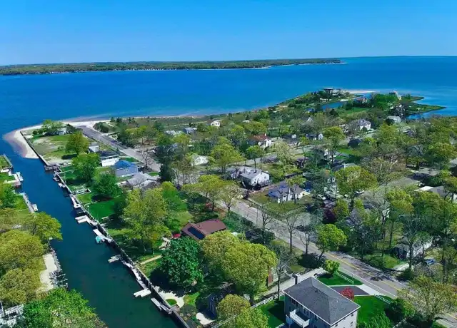 Property at 244 Longneck Blvd, Riverhead, NY, 11901, 3 beds, 2 baths, [object Object]