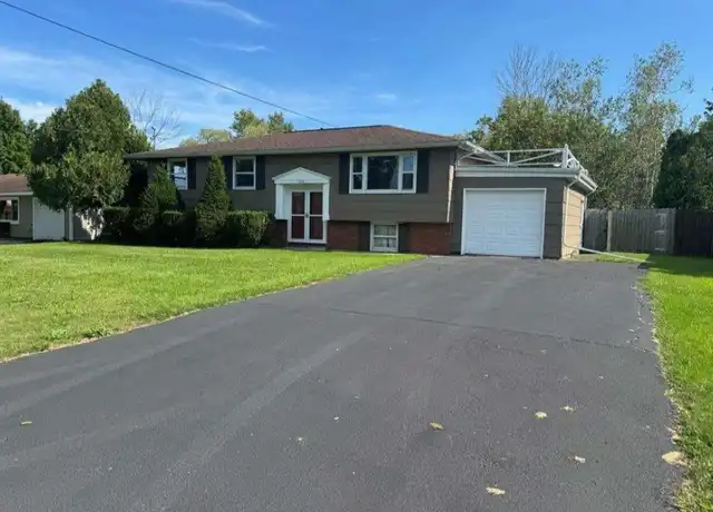 Property at 7870 Oneida Trl, Bridgeport, NY, 13030, 4 beds, 2 baths, [object Object]