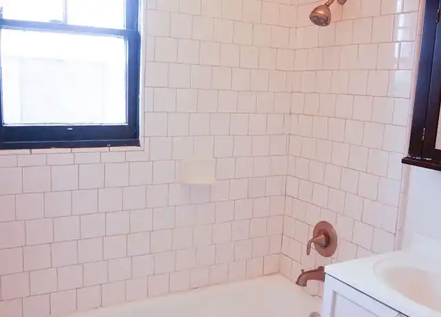 Property at 1525 Griffith Park Blvd, Los Angeles, CA, 90026, 0 beds, 1 bath, [object Object]