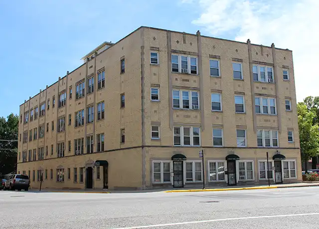 Property at 7542 Adams St Unit 302, Forest Park, IL, 60130, 1 bed, 1 bath, [object Object]