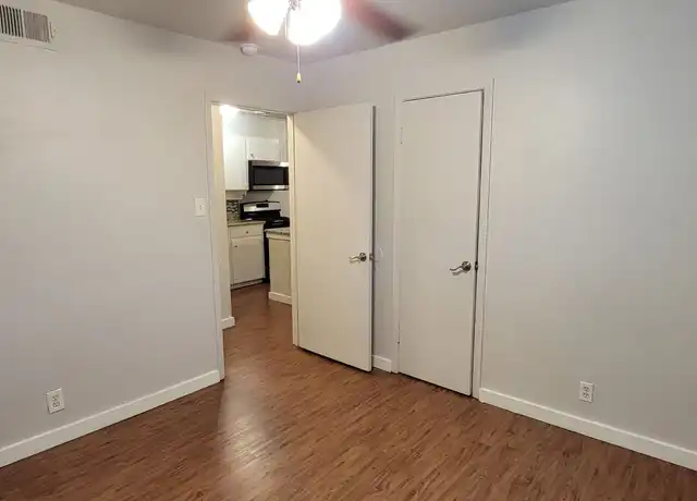 Property at 2505 Louise St Unit 15, Denton, TX, 76201, 1 bed, 1 bath, [object Object]