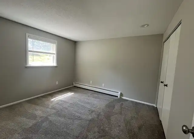 Property at 18196 Oberwald Ln Unit 5, Spring Lake, MI, 49456, 2 beds, 1 bath, [object Object]