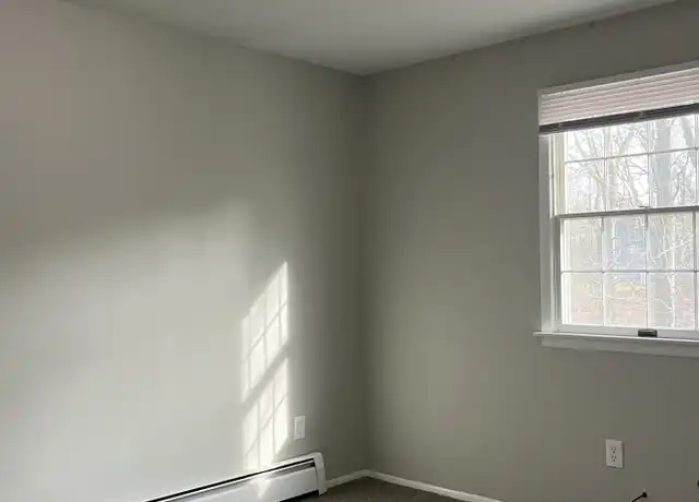 Property at 18196 Oberwald Ln Unit 5, Spring Lake, MI, 49456, 2 beds, 1 bath, [object Object]