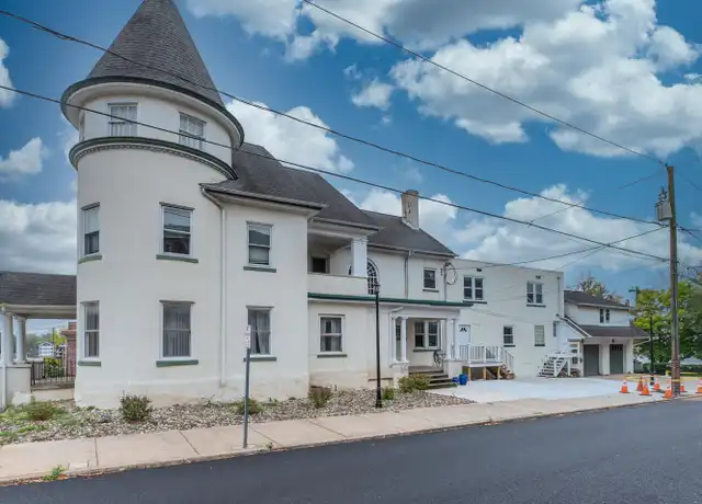 Property at 228 N Main St, Souderton, PA, 18964, 2 beds, 1 bath, [object Object]