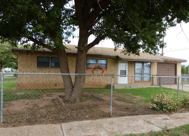 Property at 901 Mora St, Clovis, NM, 88101, 3 beds, 1 bath, [object Object]
