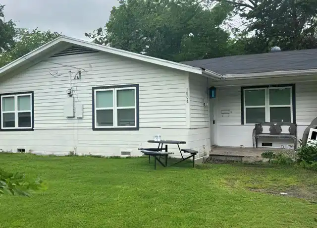 Property at 1806 Up the Grove St, Greenville, TX, 75401, 3 beds, 2 baths, [object Object]