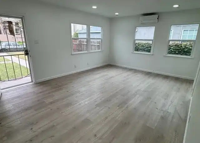 Property at 201 E Home St, Long Beach, CA, 90805, 2 beds, 1 bath, [object Object]