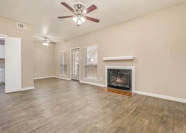 Property at 3643 W Northgate Dr Unit 105, Irving, TX, 75062, 2 beds, 1 bath, [object Object]