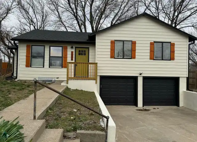 Property at 1006 E Hayward Ave, Independence, MO, 64050, 3 beds, 2 baths, [object Object]