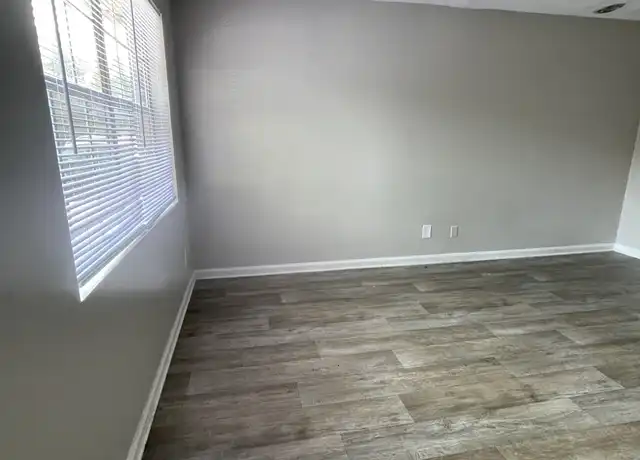 Property at 43 Holly Leaf Ln, Moncks Corner, SC, 29461, 2 beds, 1 bath, [object Object]