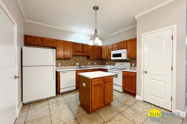 518 Parkview Rd NW, Fort Walton Beach, FL 32547