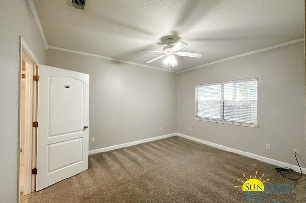 518 Parkview Rd NW, Fort Walton Beach, FL 32547