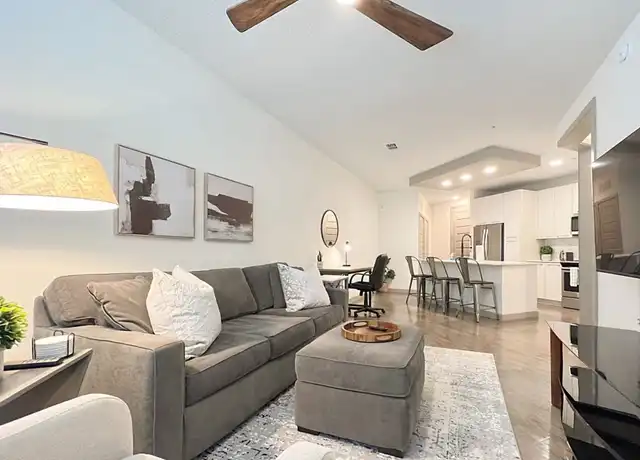 Property at West Courtney Campbell Causeway 7616 - W Courtney Campbell Cswy Unit 1050971P, Tampa, FL, 33607, 1 bed, 1 bath, [object Object]
