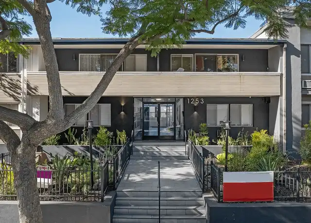 Property at 1253 Havenhurst Dr, West Hollywood, CA, 90046, 0 beds, 1 bath, [object Object]
