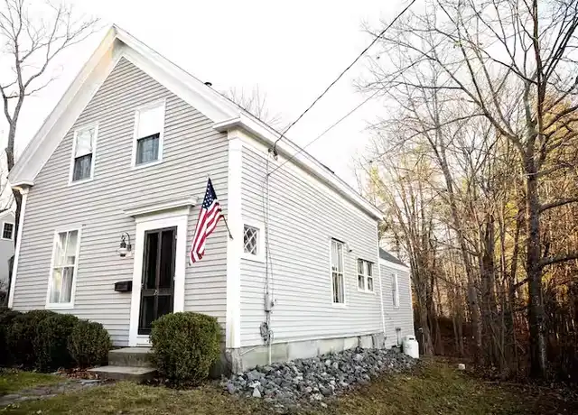 Property at 28 Bridge St, Yarmouth, ME, 04096, 2 beds, 3 baths, [object Object]