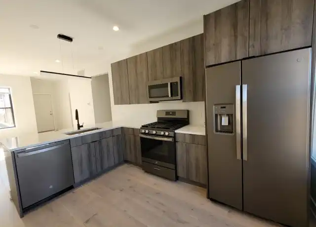 Property at 1334 W Bryn Mawr Ave, Chicago, IL, 60660, 2 beds, 2 baths, [object Object]