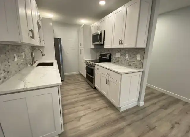 Property at 14665 NE 34th St Unit B7, Bellevue, WA, 98007, 2 beds, 1 bath, [object Object]