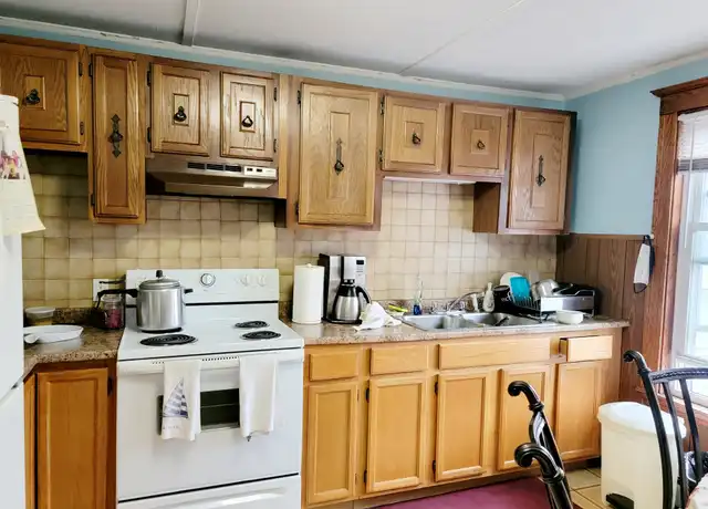 Property at 114 Fellsway W Unit 3, Medford, MA, 02155, 1 bed, 1 bath, [object Object]