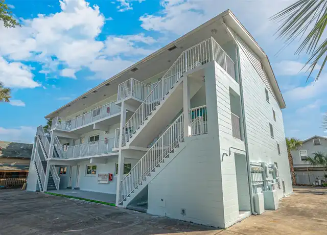 Property at 208 N Halifax Ave Unit 2, Daytona Beach, FL, 32118, 1 bed, 1 bath, [object Object]