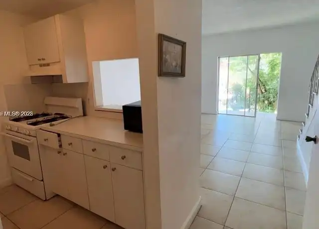 Property at 1305 W 53rd St #430, Hialeah, FL, 33012, 1 bed, 1.5 baths, [object Object]