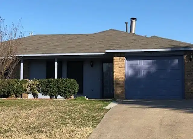 Property at 211 Tejas Dr, Glenn Heights, TX, 75154, 3 beds, 2 baths, [object Object]