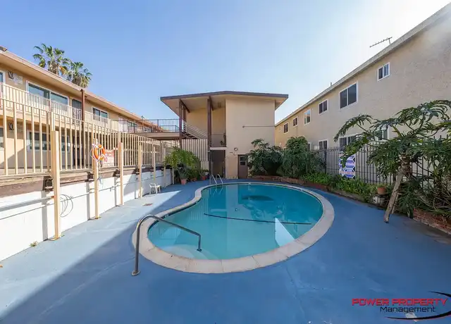 Property at 10112 Felton Ave, Inglewood, CA, 90304, 0 beds, 1 bath, [object Object]