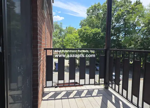 Property at 26 W Wyoming Ave Unit 2, Melrose, MA, 02176, 1 bed, 1 bath, [object Object]