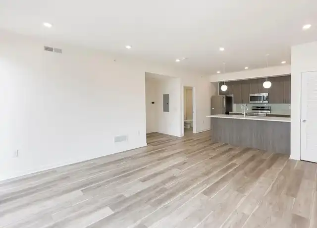 Property at 1660 Germantown Ave unit Unit 1651 F, Philadelphia, PA, 19122, 3 beds, 2 baths, [object Object]
