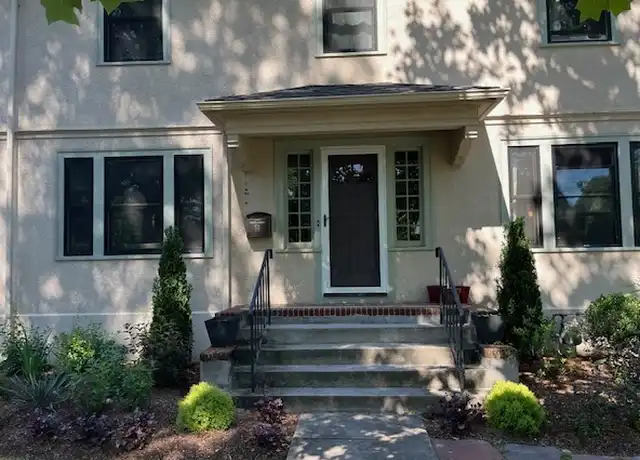 Property at 53 Beverly Rd, West Hartford, CT, 06119, 5 beds, 2.5 baths, [object Object]