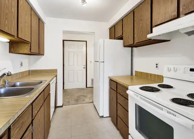 Property at 320 Elwood Ct Unit 320-204, Bellingham, WA, 98225, 2 beds, 1 bath, [object Object]