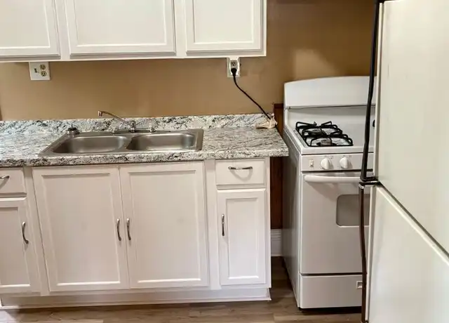 Property at 429 Heywood Ave #3, Louisville, KY, 40208, 1 bed, 1 bath, [object Object]