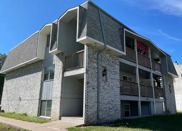 Property at 2015 J St Unit 6, Lincoln, NE, 68510, 1 bed, 1 bath, [object Object]