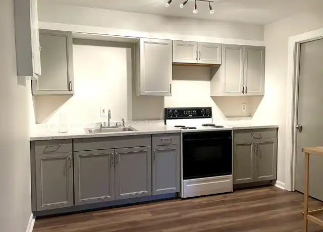 Property at 1640 Center Ave Unit B, Charlottesville, VA, 22903, 1 bed, 1 bath, [object Object]