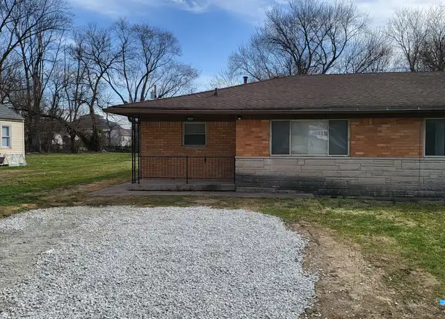 Property at 2811 N Hawthorne Ln, Indianapolis, IN, 46218, 2 beds, 1 bath, [object Object]
