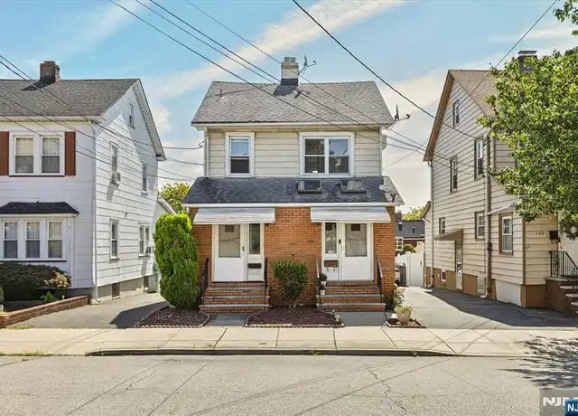 Property at 136 Forest St Unit Left/2nd Fl, Kearny, NJ, 07032, 1 bed, 1 bath, [object Object]