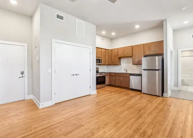 Photo of 500 W 34th St, Norfolk, VA 23508