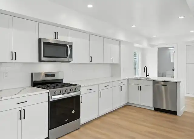 Property at 21 5th St, Pittsburgh, PA, 15215, 3 beds, 2.5 baths, [object Object]
