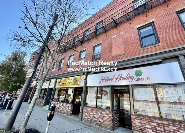 Property at 2028 Massachusetts Ave Unit 1, Cambridge, MA, 02140, 3 beds, 1 bath, [object Object]