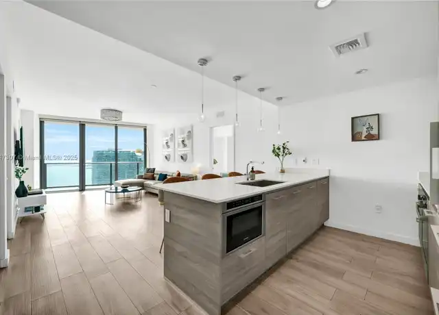 Property at 1300 S Miami Ave #4402, Miami, FL, 33130, 2 beds, 2 baths, [object Object]