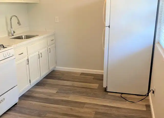 Property at 1523 8th Ave, Oakland, CA, 94606, 2 beds, 1 bath, [object Object]